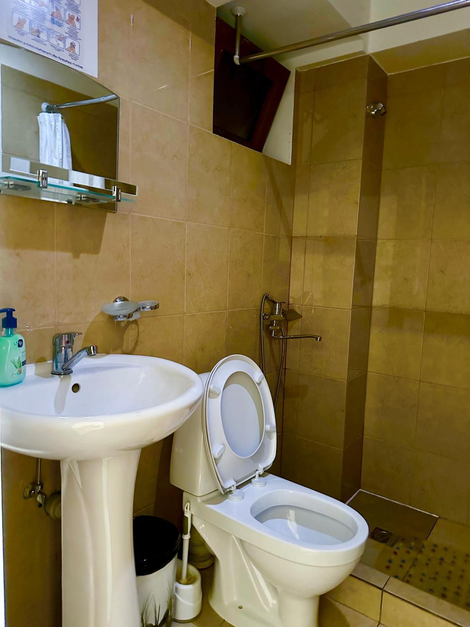 Guesthouse Lasharai Omalo Ngoại thất bức ảnh